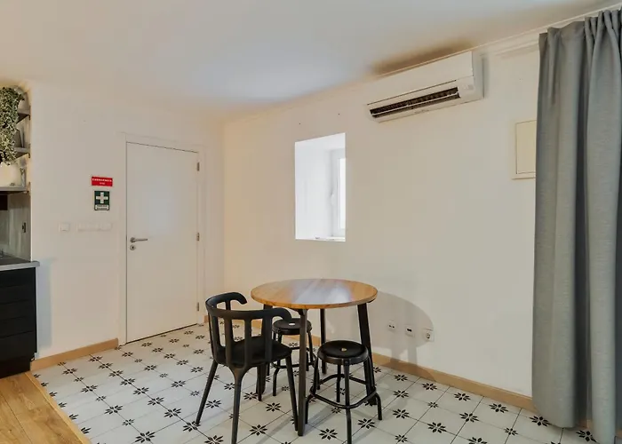 Liberdade Secret Garden * Lisboa